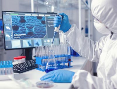 以丰富的产品、公正合理的价格服务客户